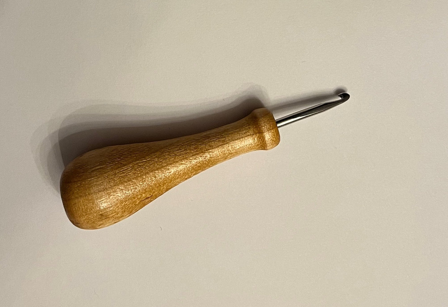 Large Handled Rug Hook